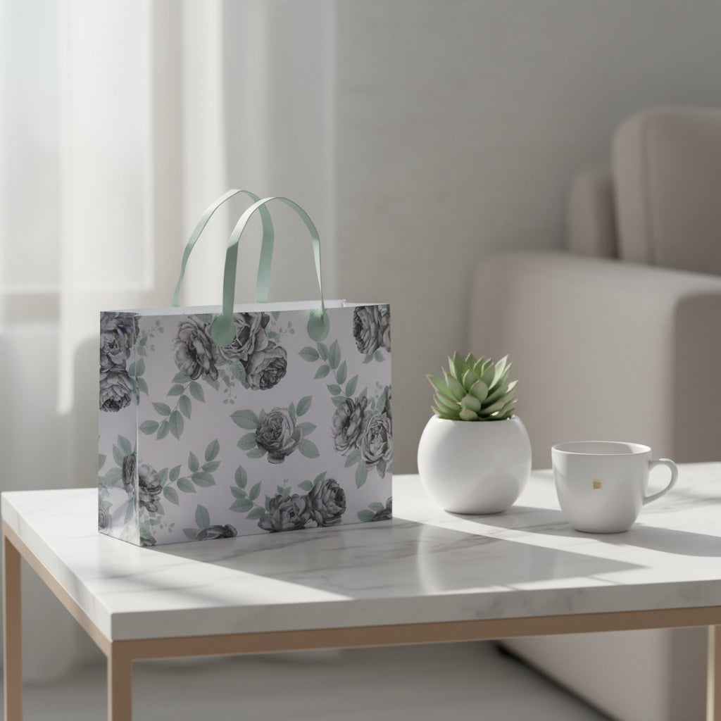 Tote Purse Gift Box & Favor/ Caja de regalo con bolso de mano y obsequio